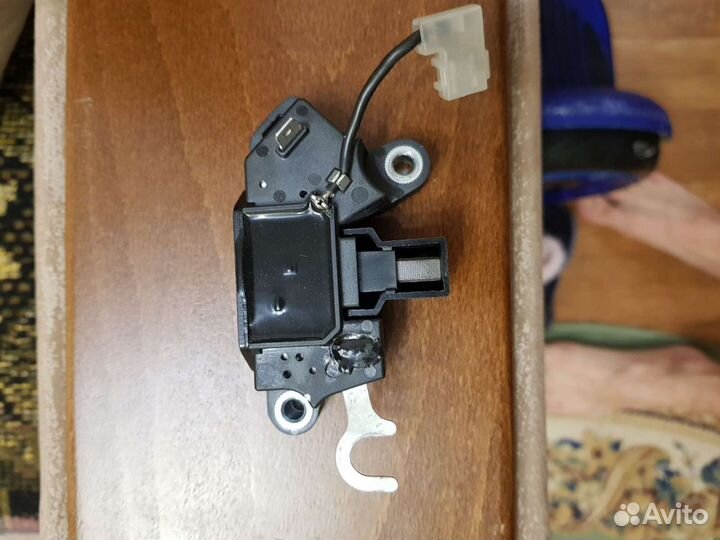 Реле регулятор напряжения