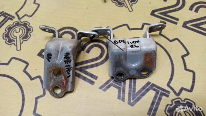 Петли двери задние левые Subaru Outback BPE EZ30D