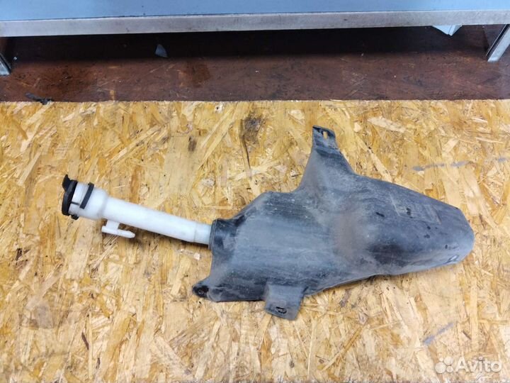 Бачок омывателя Chevrolet Cruze