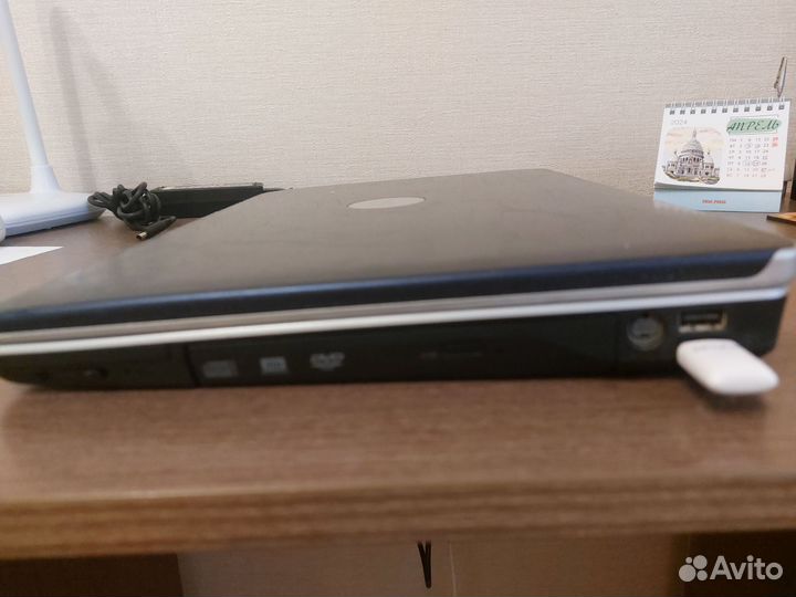 Ноутбук dell inspiron 1525