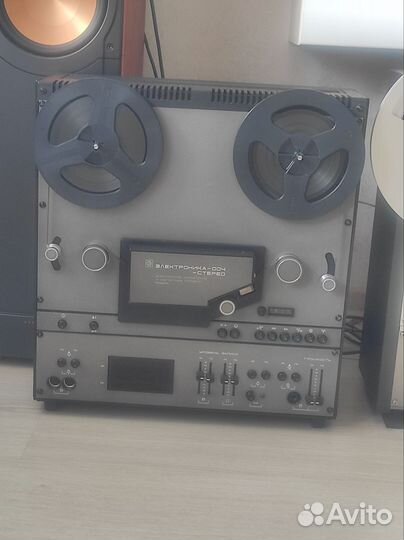 Катушечный магнитофон электроника 004