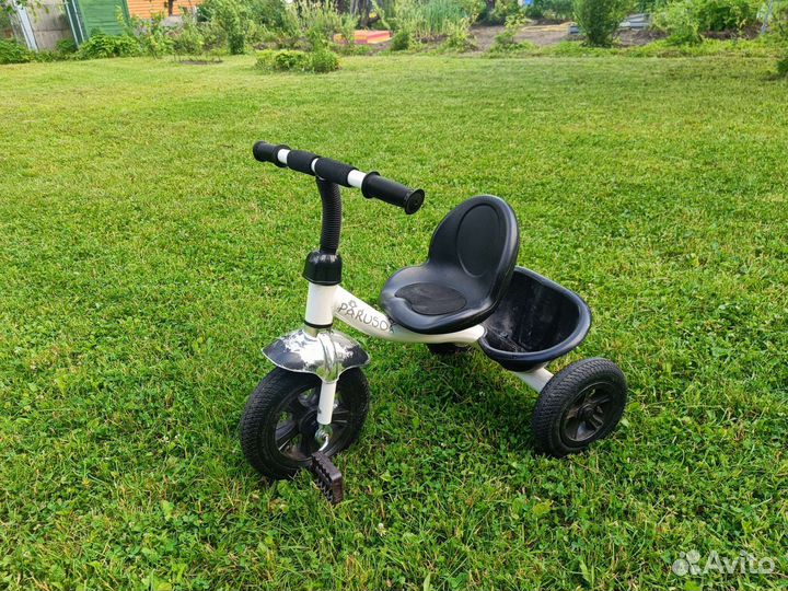 Трехколесный велосипед