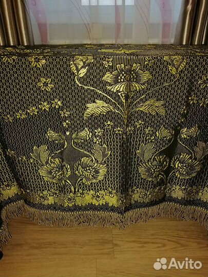 Скатерти из гдр и СССР.Скатерть лен Б/У