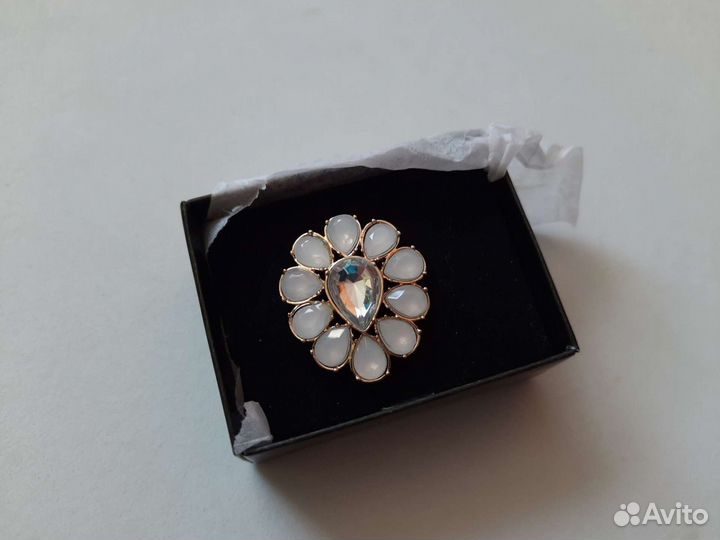 Кольцо и серьги