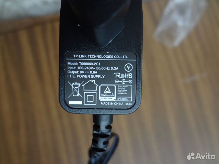 Блок питания от сети вых: 9В 0.6А штекер 5.5х2.1мм