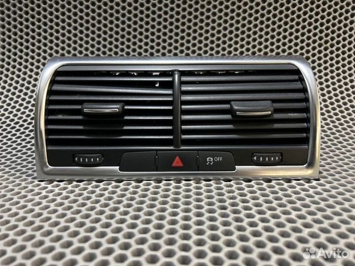 Дефлектор воздушный Audi Q7 4L 3.0 tfsi 2012