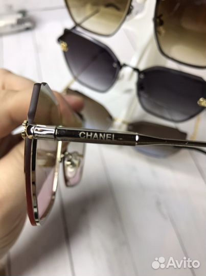 Солнцезащитные очки женские chanel