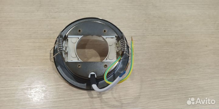 Светильник потолочный встраиваемый