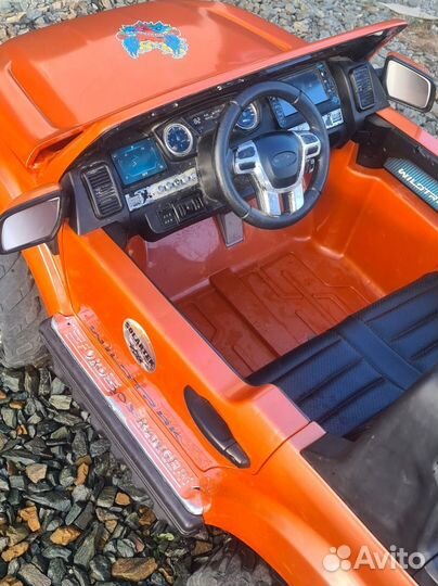 Детский электромобиль джип range rover 44
