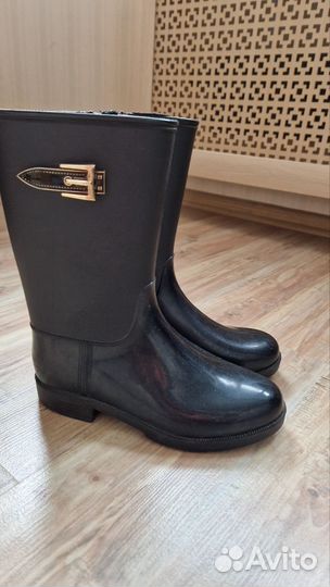 Детские резиновые сапоги