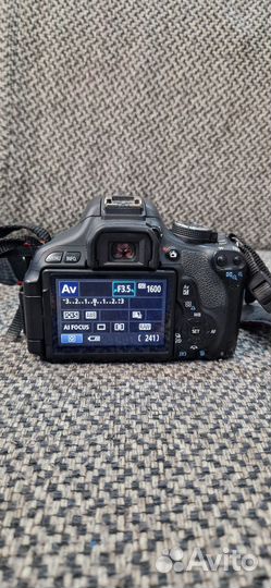 Зеркальный фотоаппарат canon 600d