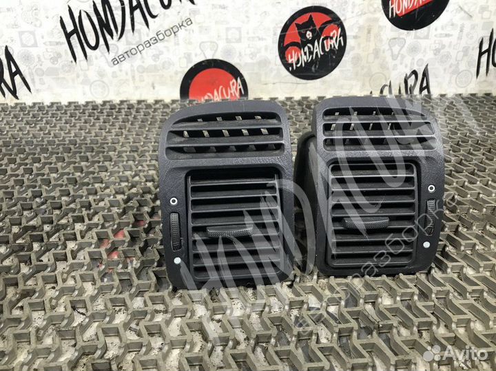 Дефлектор обдува салона Honda Stream