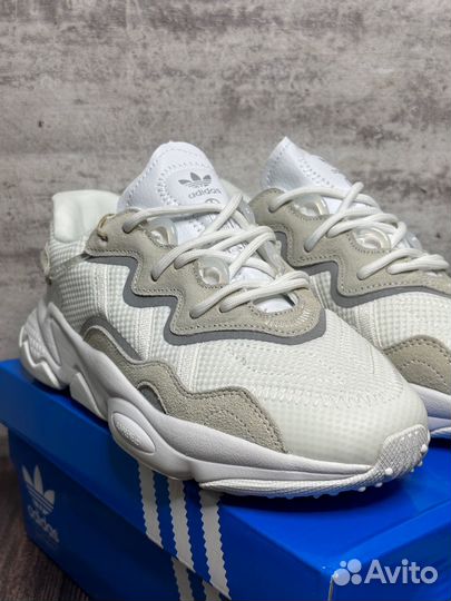 Кроссовки adidas ozweego женские