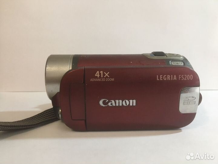 Видеокамера Canon legria FS200