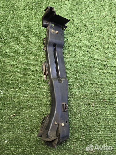 Кожух высоковольтных проводов VW Golf V