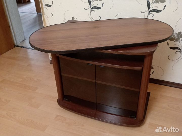 Тумба под телевизор