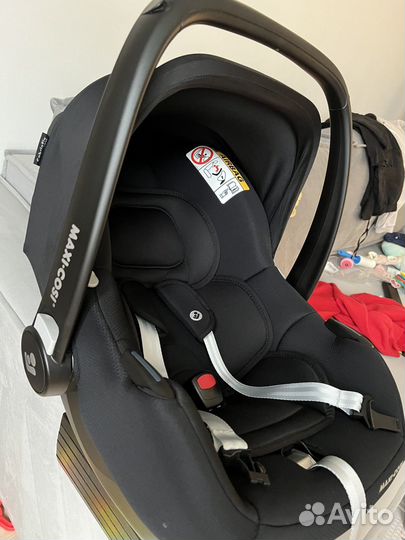 Автолюлька Maxi-Cosi CabrioFix i-size