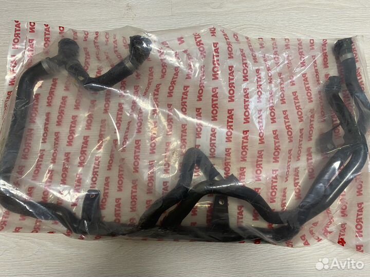 Патрубок системы охлаждения BMW e90