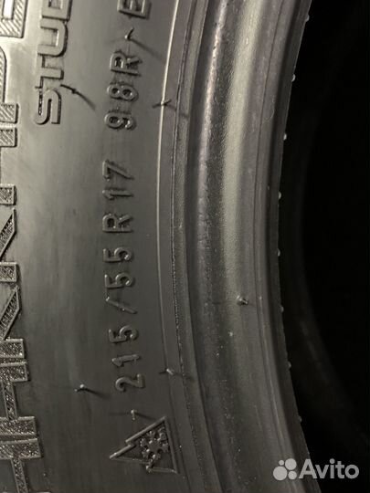 Nokian Tyres Hakkapeliitta R2 215/55 R17