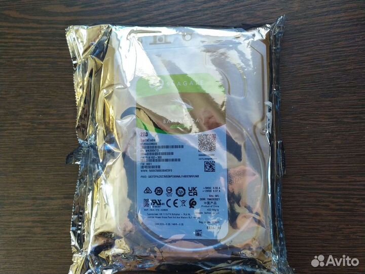 Внутренний жесткий диск Seagate Barracuda st2000dm