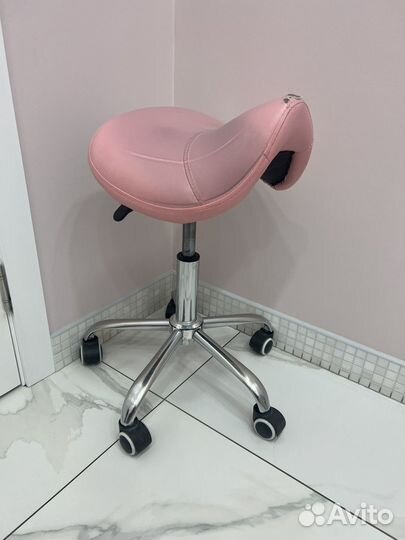 Стул для мастера бу