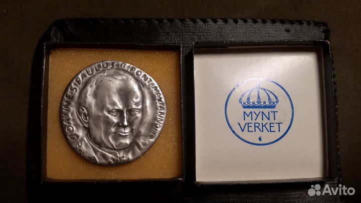 Коллекционная медаль Ватикан 1981 серебро