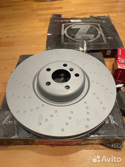 Тормозные диски и колодки