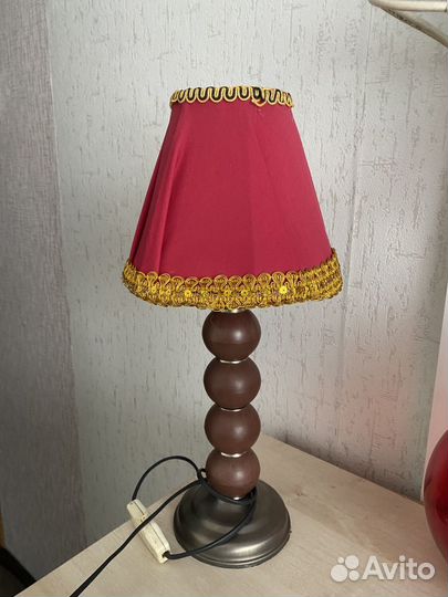 Светильник настольный