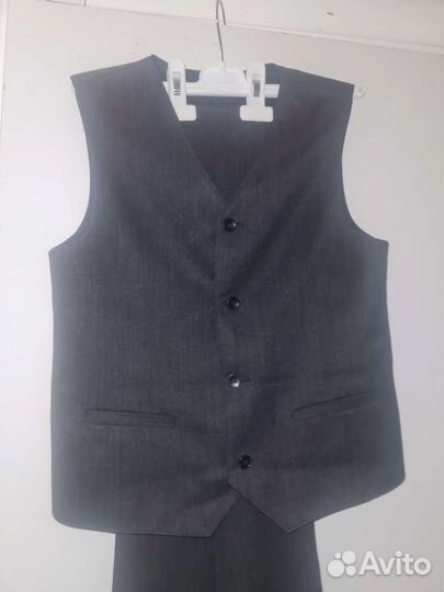 Форма школьная(жилет+брюки).Тверская швейн.фабрика