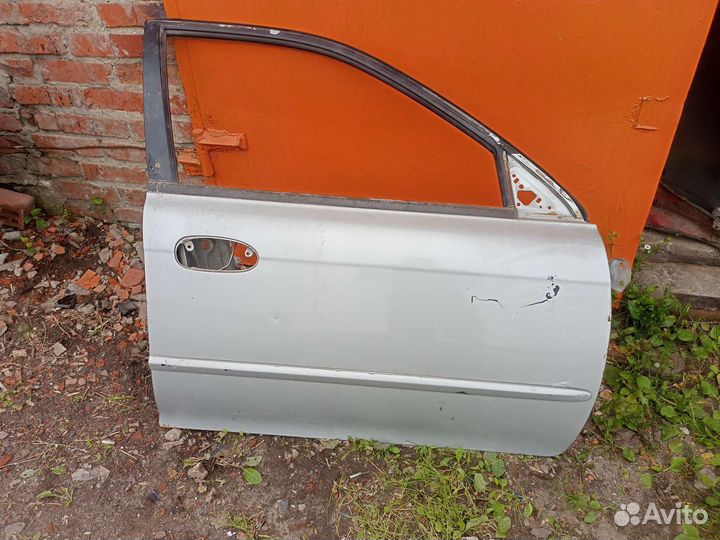 Дверь передняя правая Kia Spectra