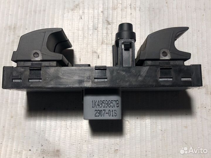 Блок управления стеклоподъемниками VAG 1K4959857B