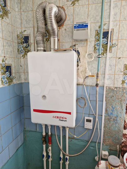 2-к. квартира, 47 м², 1/3 эт.