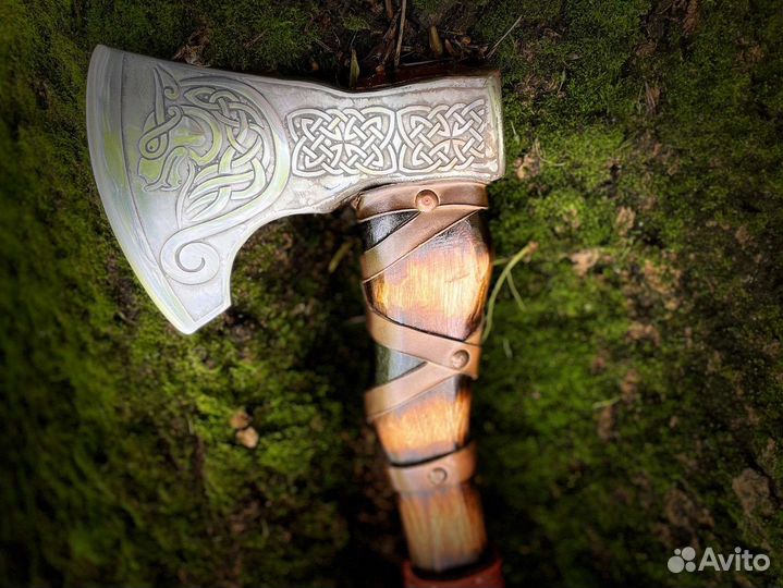 Кованые топоры ручной работы