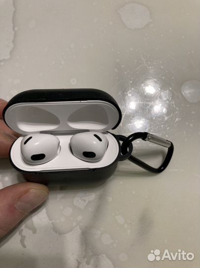 Беспроводные наушники apple airpods 3