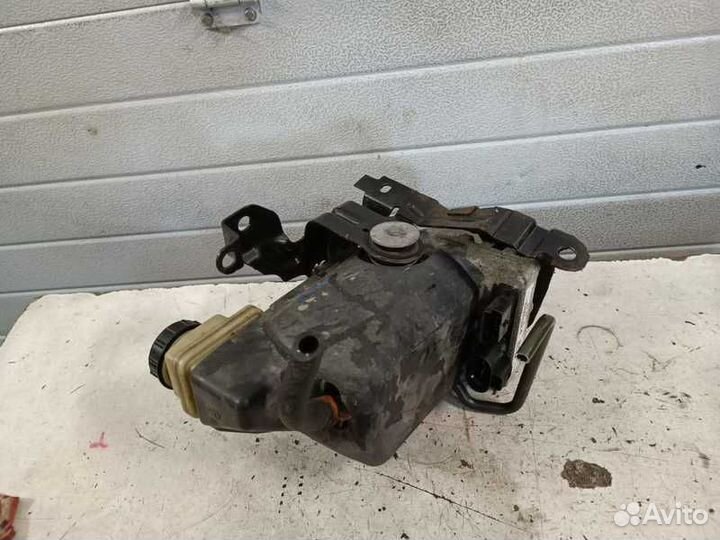 Насос гур рено лагуна 3