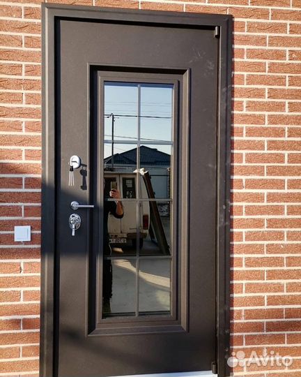 Дверь входная