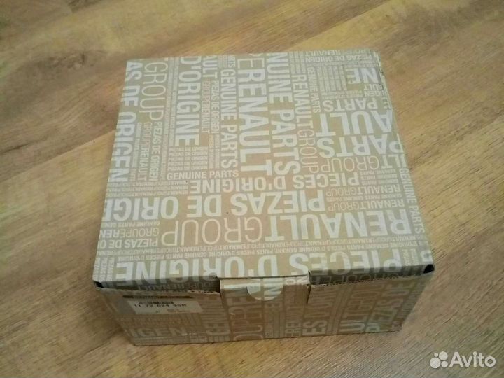 Ремень генератора с натяжным роликом