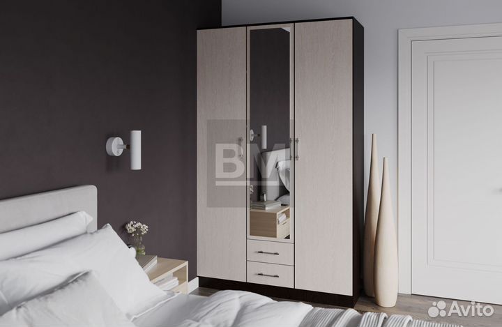 Шкаф для одежды с зеркалом распашной