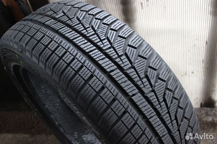 Hankook Winter I'Cept Evo2 W320 215/55 R17