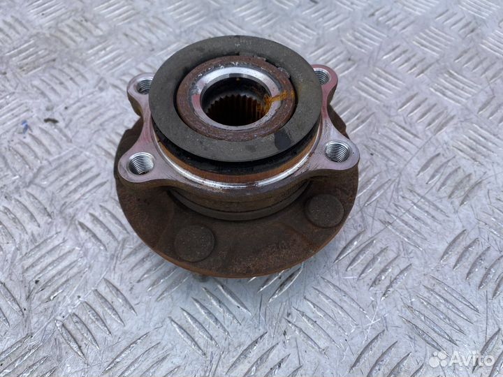 Ступиц передняя Nissan X-Trail T31