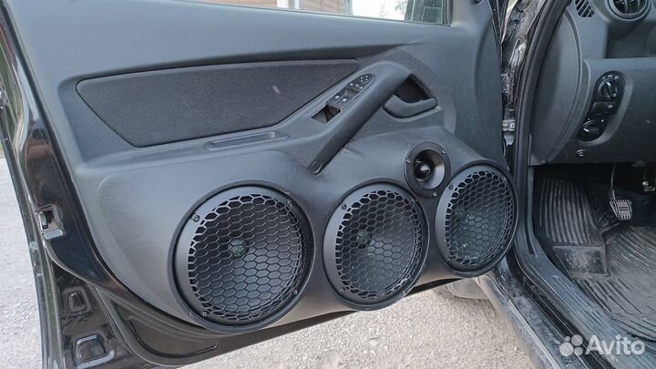 Продам комплект автозвука