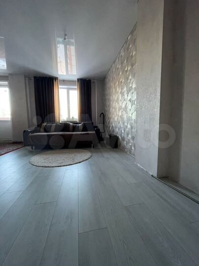 3-к. квартира, 94 м², 10/10 эт.