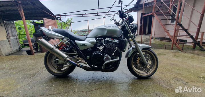 Honda cb 1300