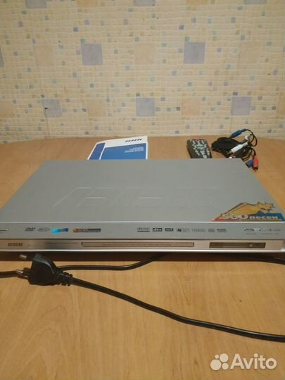 Проигрыватель dvd 2шт