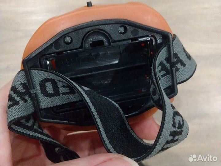 Налобный фонарь