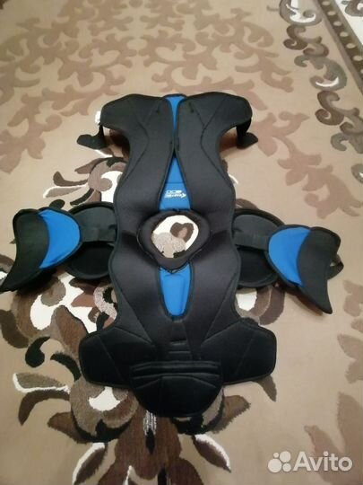 Нагрудник хоккейный взрослый easton stels 85 S