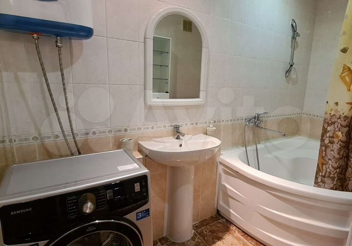 2-к. квартира, 55 м², 8/10 эт.