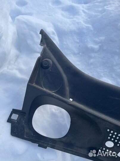 Жабо Renault Logan 2