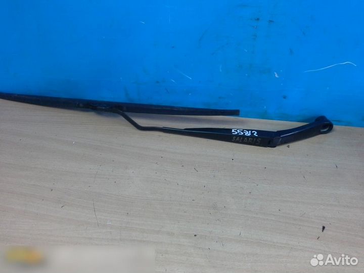 Поводок стеклоочистителя передний левый Hyundai So
