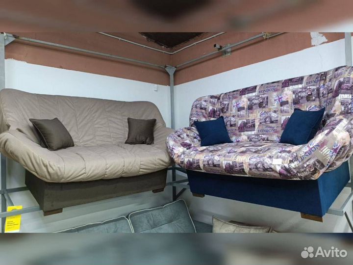 Диван в офис